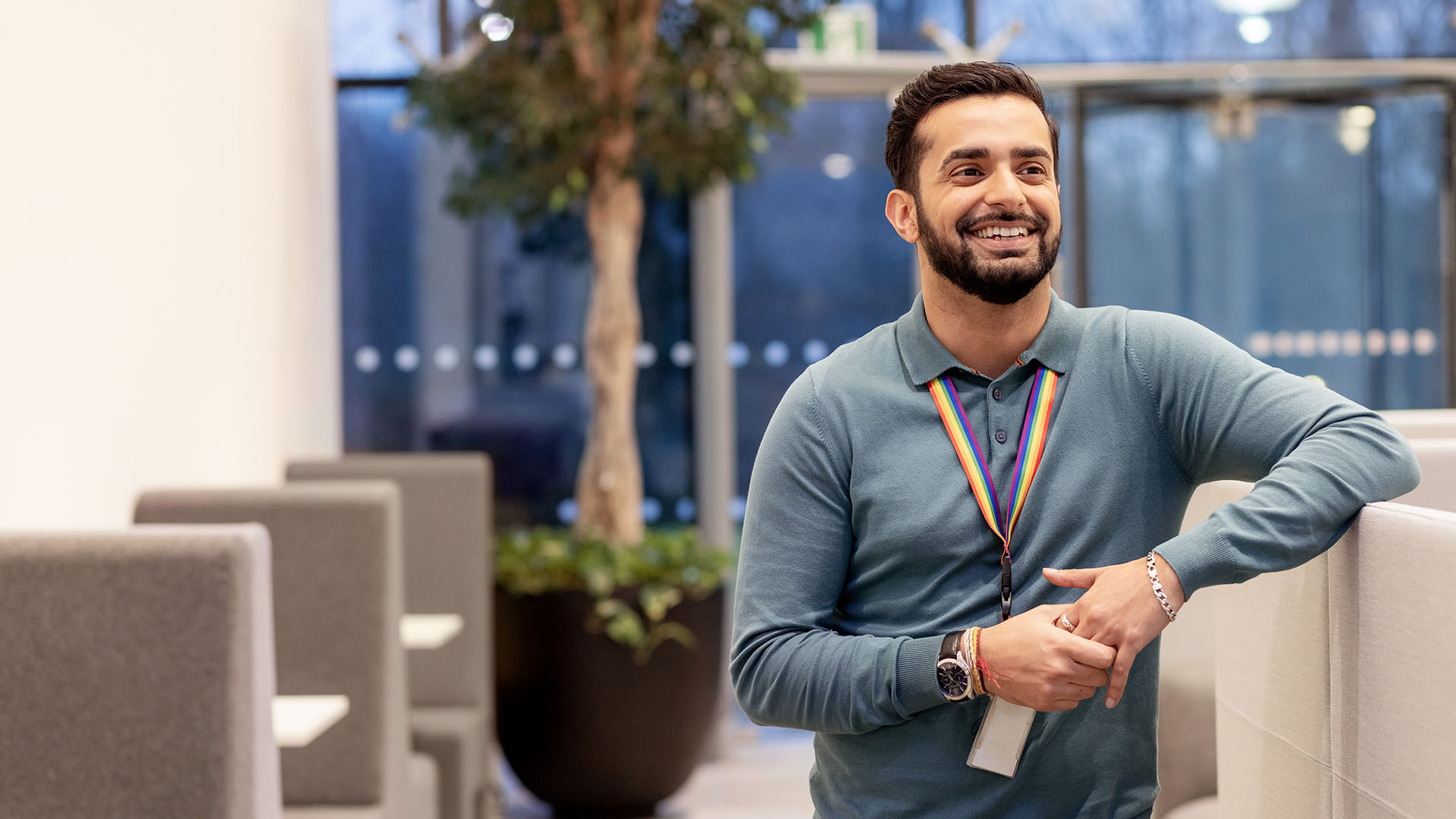 Vediamo del personale al lavoro.