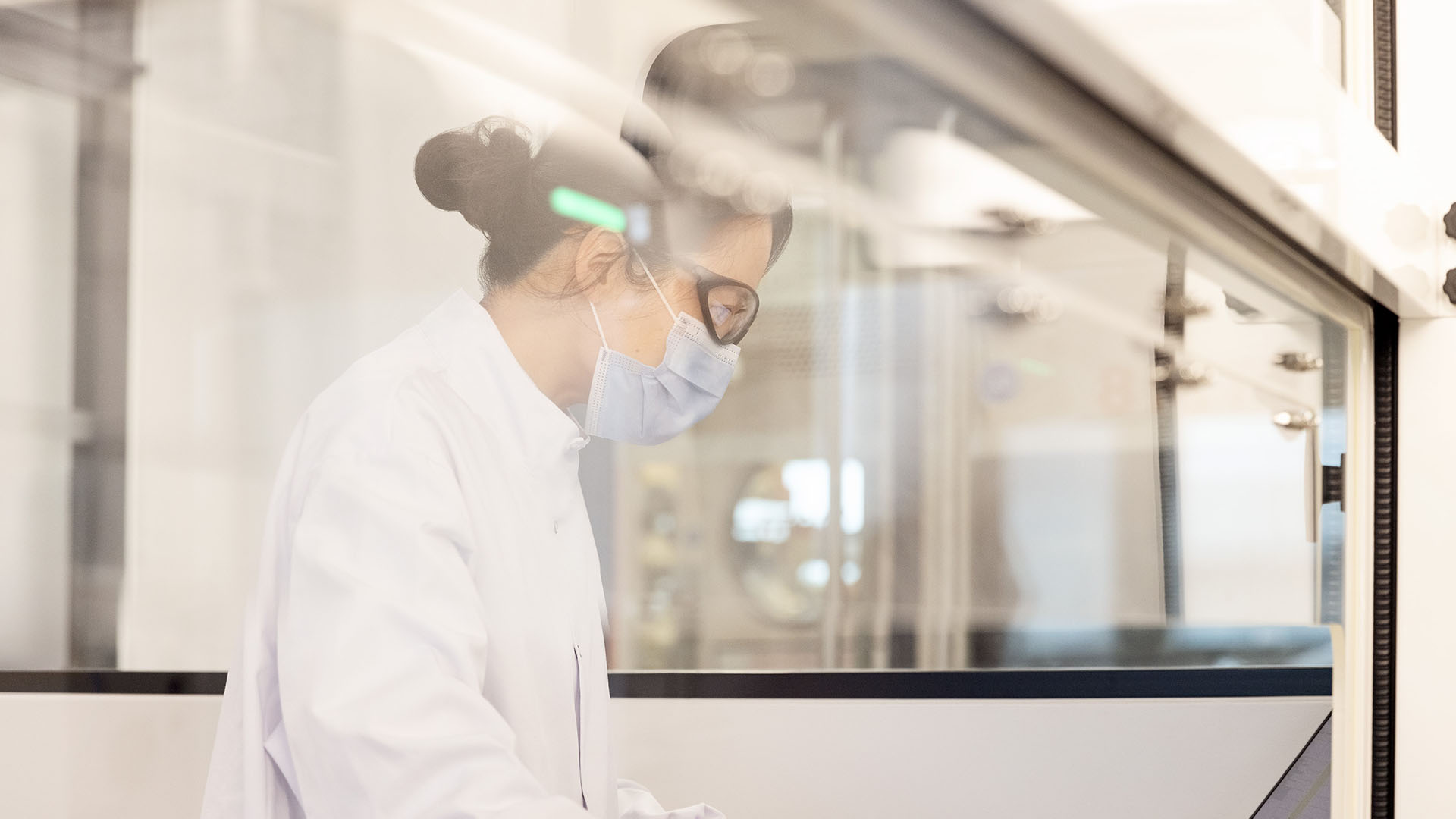 Macchina Dragonfly per laboratorio di screening ad alta produttività