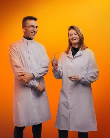 Vediamo due ricercatori